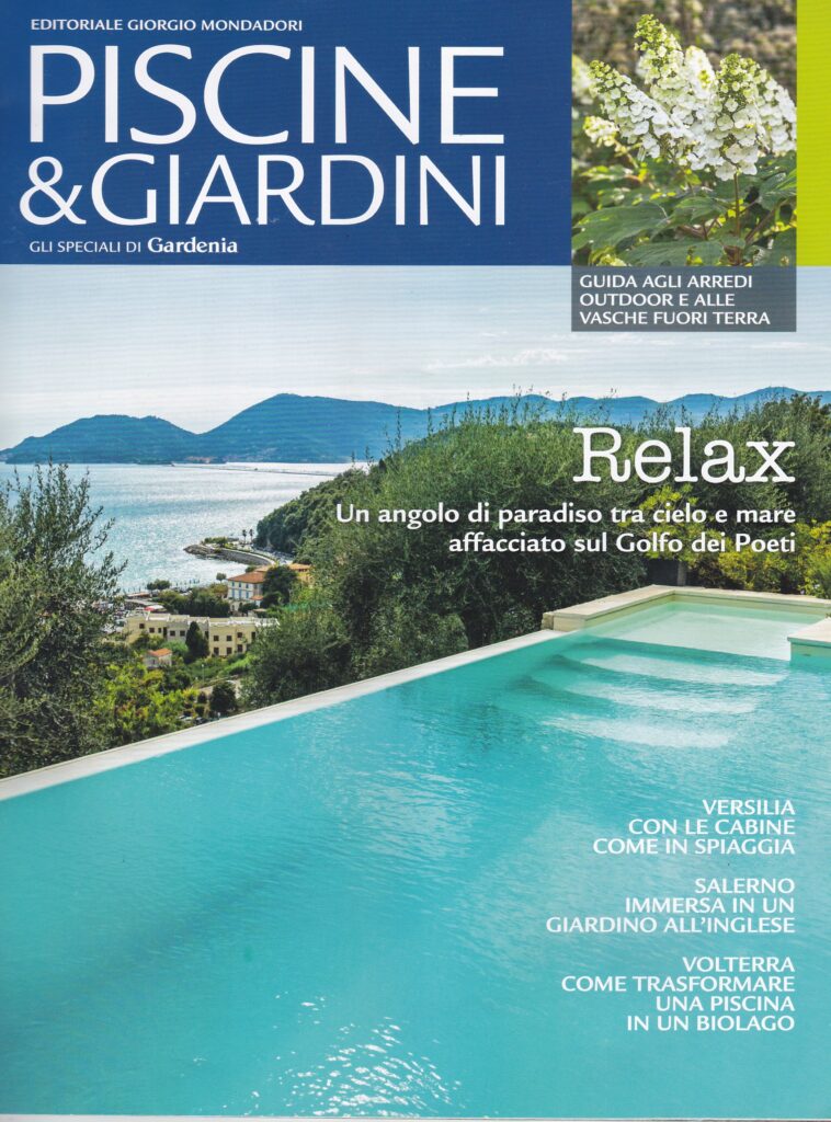 Gardenia magazine Pools and Gardens